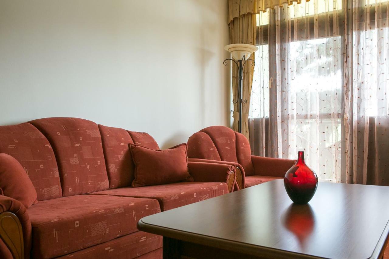 Hotel Fortuna Dávod Eksteriør billede
